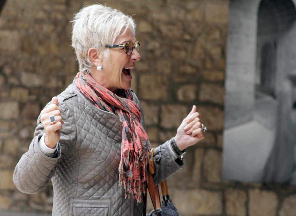 Burgundy, with rain sometimes.. With fun always !